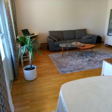 Cozy Two Room Apartment With Sauna Hyvinkaa ภายนอก รูปภาพ